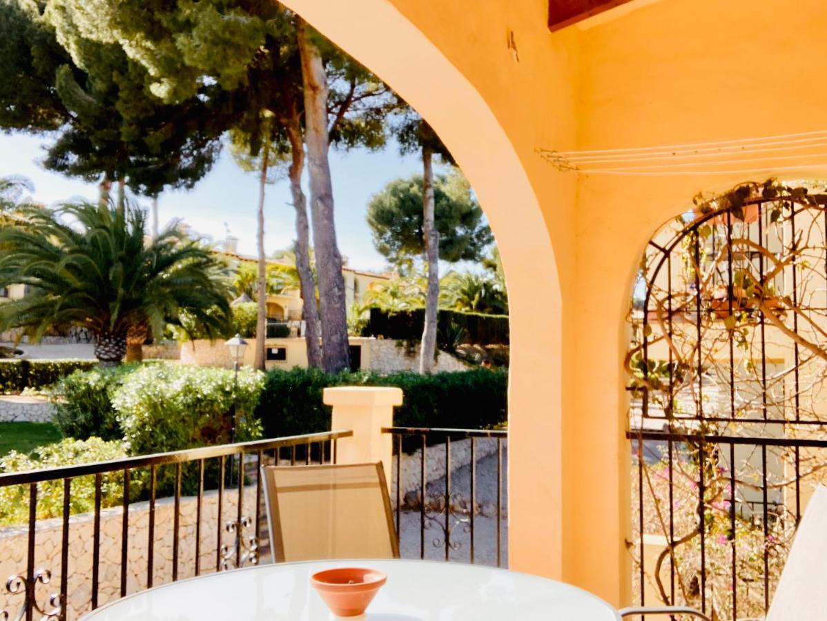 Ferienwohnung Apartamento Con Terraza En Complejo Con 2 Piscinas Moraira Exterior foto