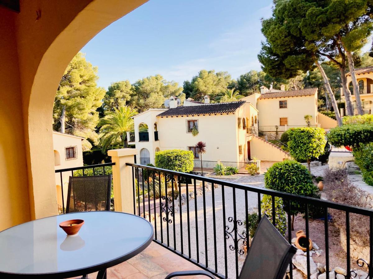 Ferienwohnung Apartamento Con Terraza En Complejo Con 2 Piscinas Moraira Exterior foto